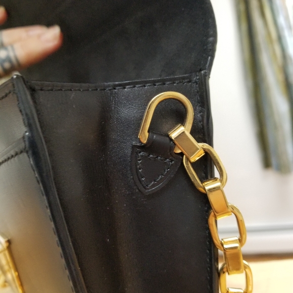 SOLD- Louis Vuitton Louise GM - Picture 9 of 15